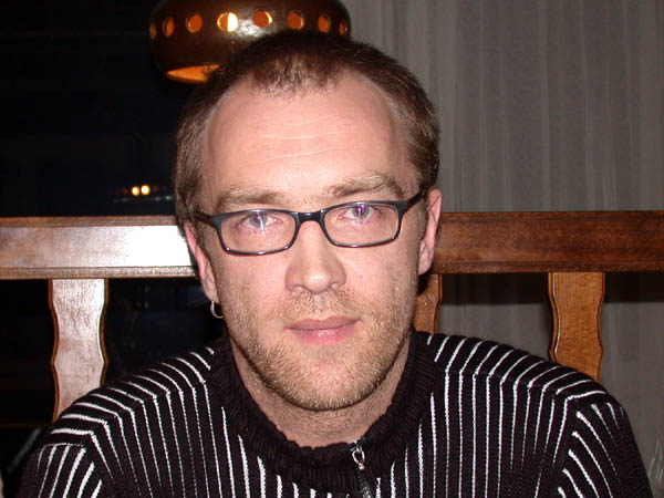 Alexander Erkes führt als Gründungspräsident den neugegründeten Aachener Karnevalsverein KG Regenbogen Venzia 2009 e.V. an.