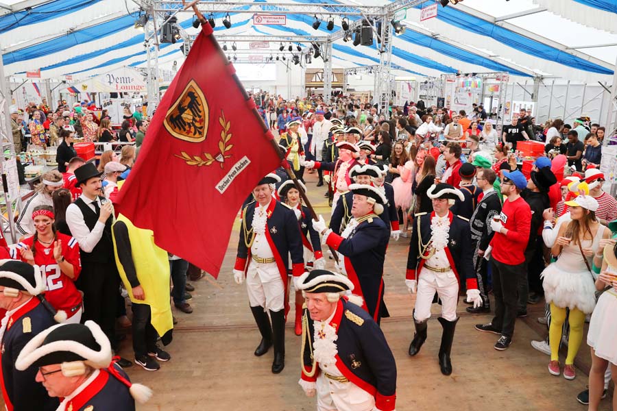 Die Penn freut sich auf die Oecher Jecken zum kollektiven feiern im Penn-Zelt. Foto: Andreas Steindl